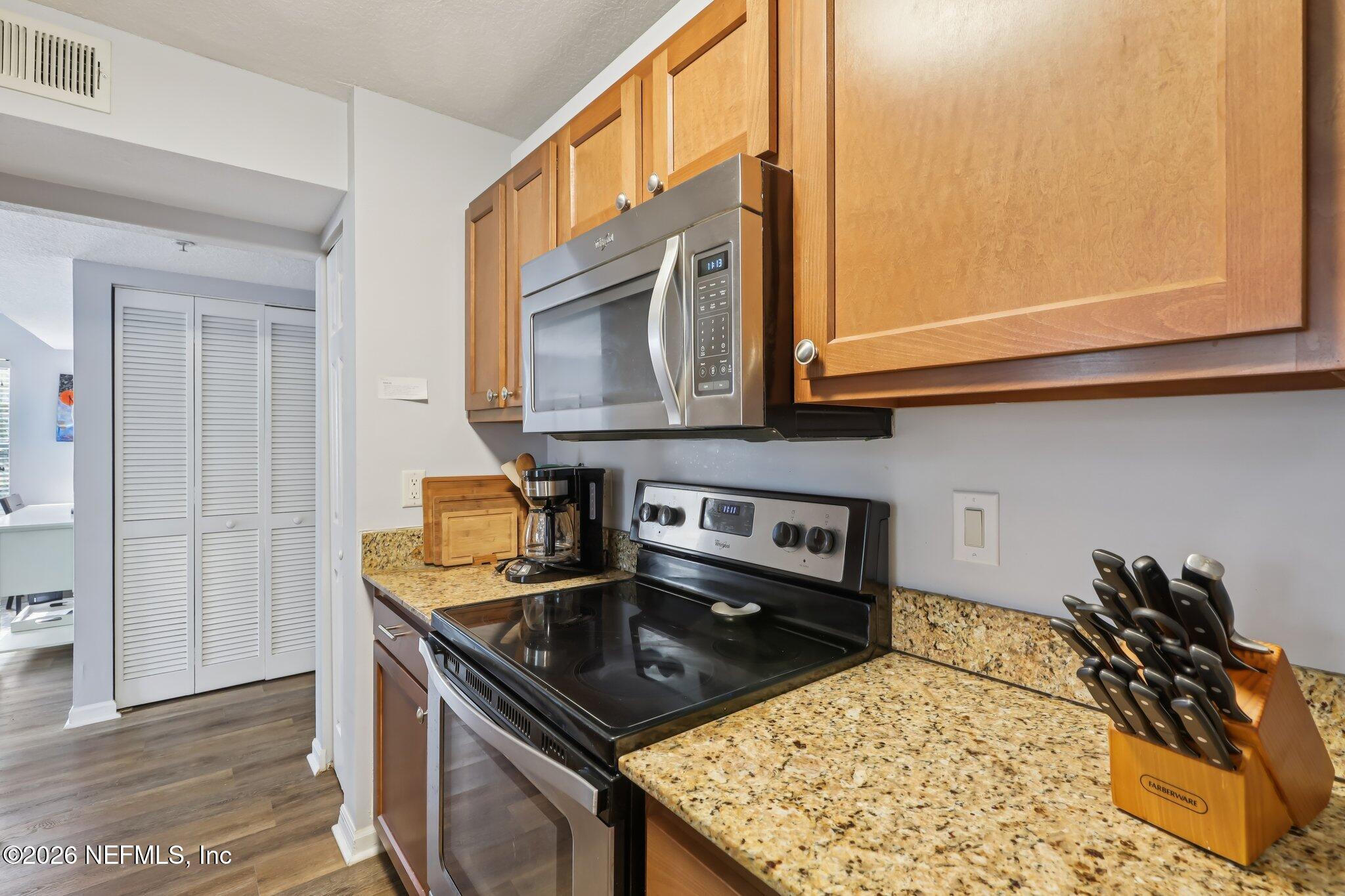 204 16th Street, Unit E St. Augustine, FL 32080 - Photo 15 of 32 15-web-or-mls-16th St-S2301-015