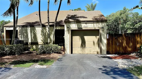 $4,500 | 7531 Southwest 95th Place, Miami, FL 33173