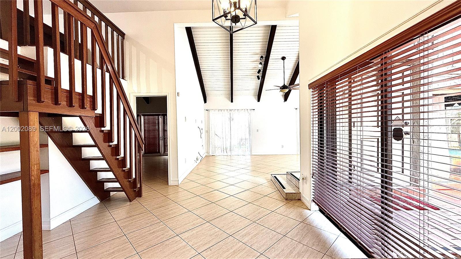 7531 Southwest 95th Place Miami, FL 33173 - Photo 6 of 31
