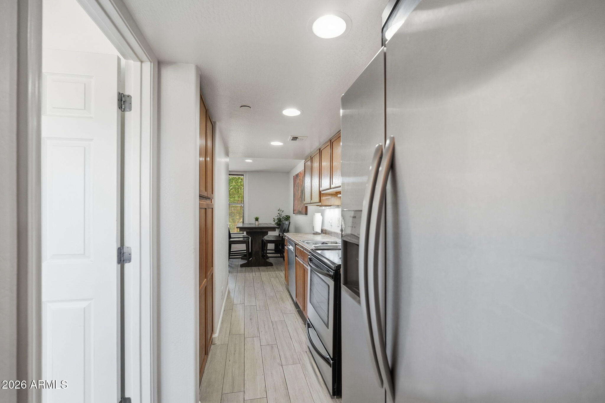 2929 North 39th Street, Unit 6 Phoenix, AZ 85018 - Photo 9 of 31 013_ListerPros