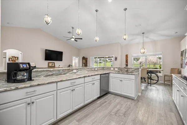 $549,999 | 700 East Boston Street, Hernando, FL 34442