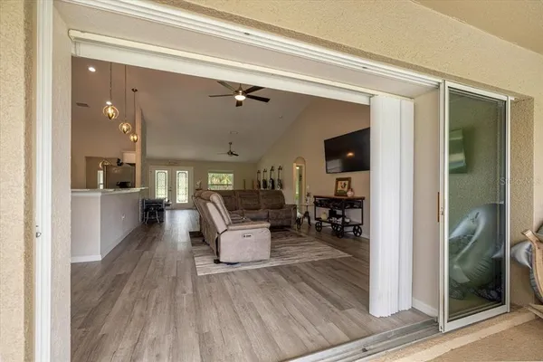 $549,999 | 700 East Boston Street, Hernando, FL 34442