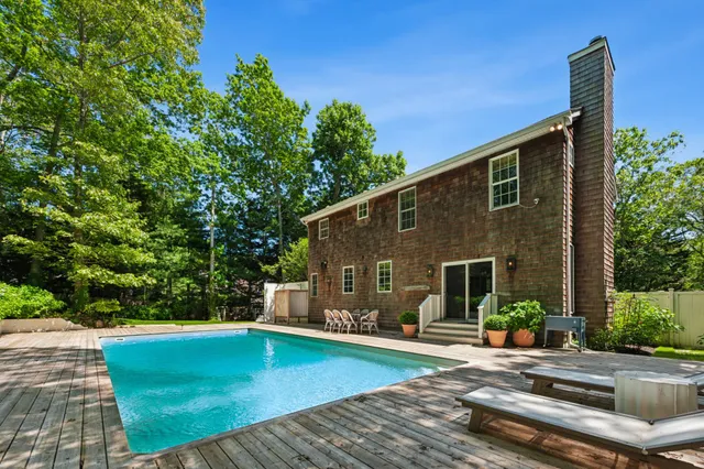 $50,000 | 763 Hands Creek Road, East Hampton, NY 11937