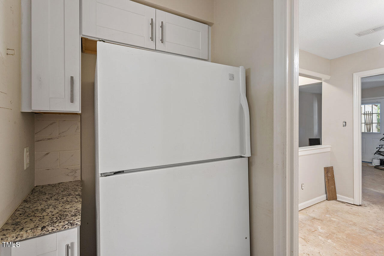 6371 New Market Way Raleigh, NC 27615 - Photo 5 of 13 6371 New Market Way_09