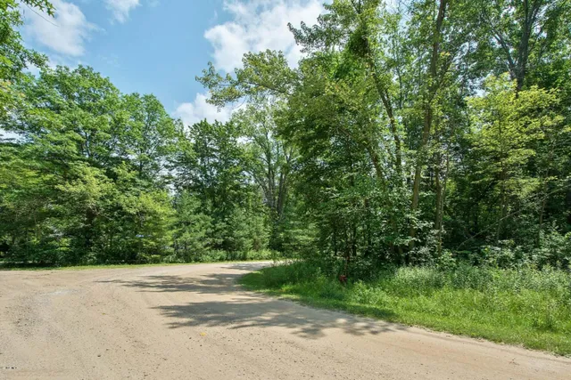 $979,000 | 9132 National Parkway, Union Pier, MI 49129