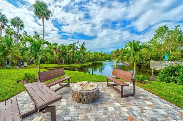 $269,000 | 135 Woodland Place, Osprey, FL 34229