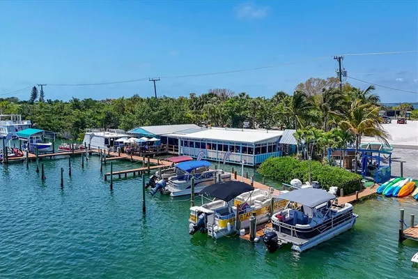 $269,000 | 135 Woodland Place, Osprey, FL 34229