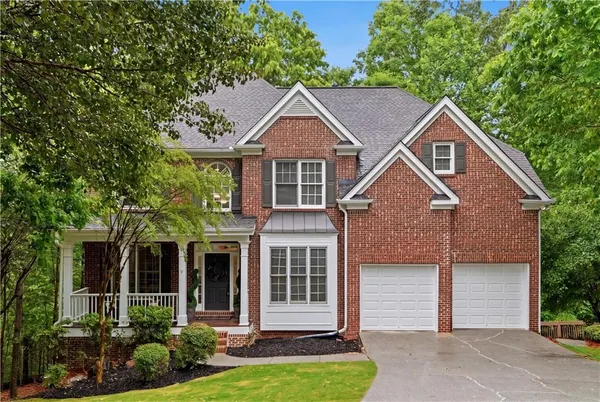 $725,000 | 682 Montglade Court, Suwanee, GA 30024
