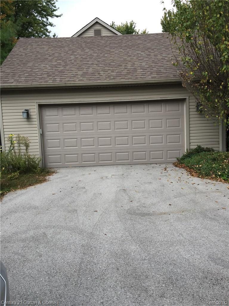 9623 Secor Road Temperance, MI 48182 - Photo 35 of 37 IMG_7582.JPG