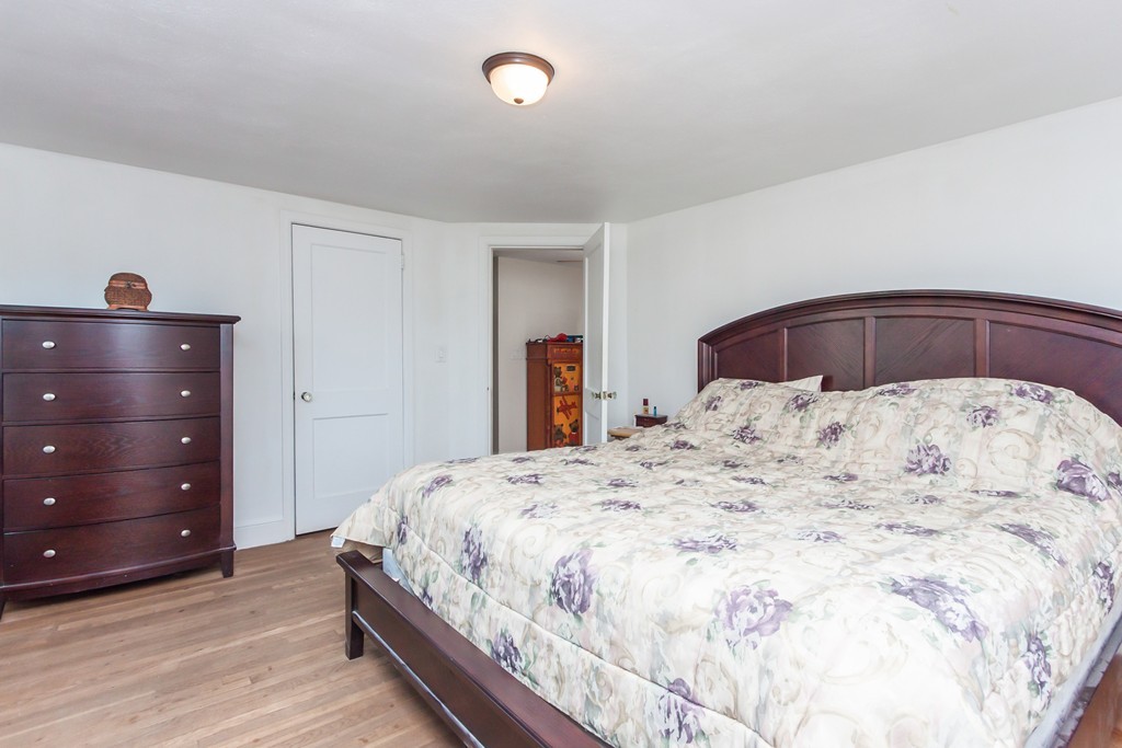 1671 Wilbraham Road Springfield, MA 01119 - Photo 20 of 30