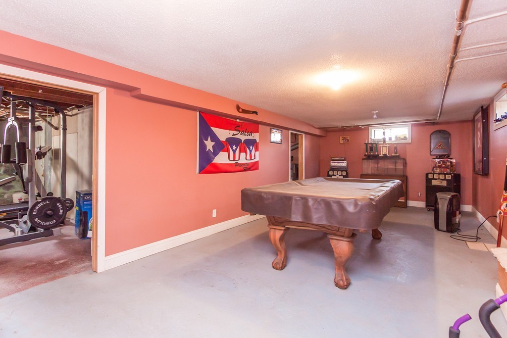 1671 Wilbraham Road Springfield, MA 01119 - Photo 23 of 30