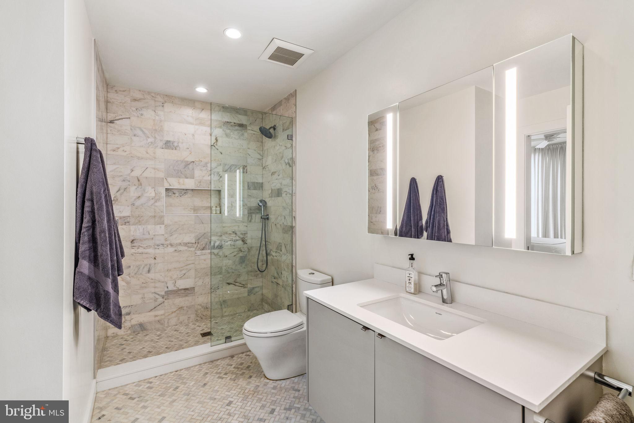 249 South 24th Street, Unit H Philadelphia, PA 19103 - Photo 26 of 35