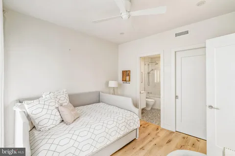 $3,975,000 | 249 South 24th Street, Unit H, Philadelphia, PA 19103