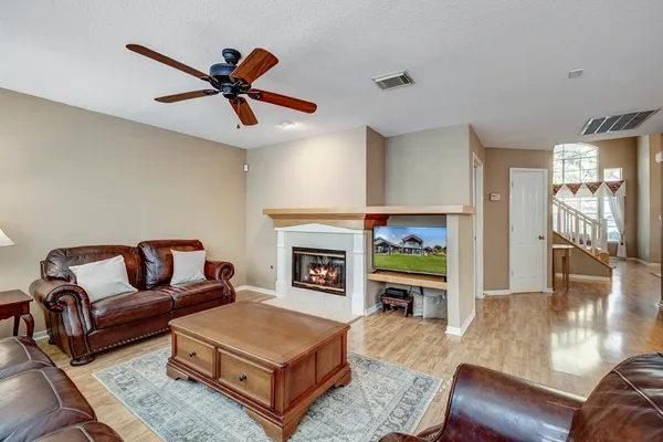 $559,000 | 22 South Greywing Place, The Woodlands, TX 77382