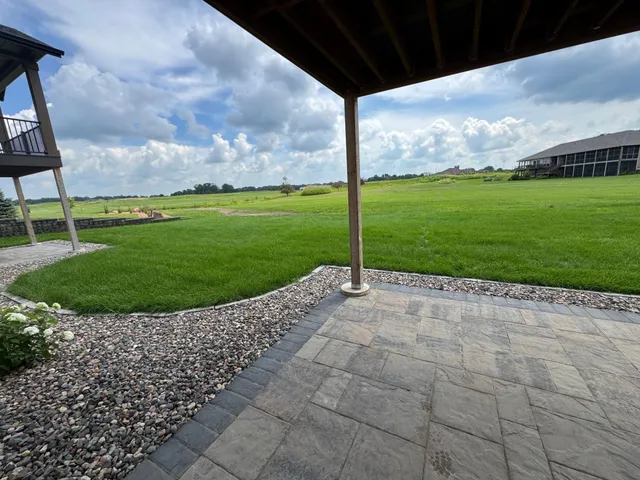 $886,900 | 2330 West 9th Street, Albert Lea, MN 56007