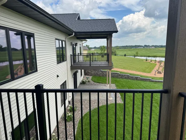 $886,900 | 2330 West 9th Street, Albert Lea, MN 56007