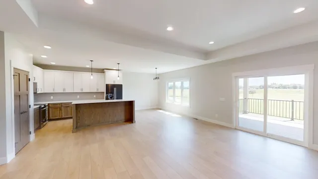 $886,900 | 2330 West 9th Street, Albert Lea, MN 56007