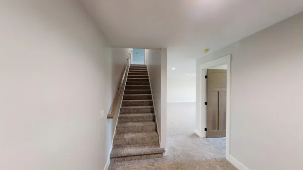 $886,900 | 2330 West 9th Street, Albert Lea, MN 56007