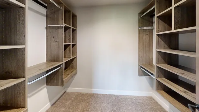 $886,900 | 2330 West 9th Street, Albert Lea, MN 56007