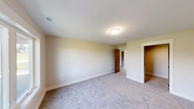 $886,900 | 2330 West 9th Street, Albert Lea, MN 56007