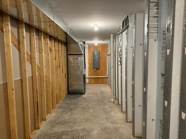 $886,900 | 2330 West 9th Street, Albert Lea, MN 56007