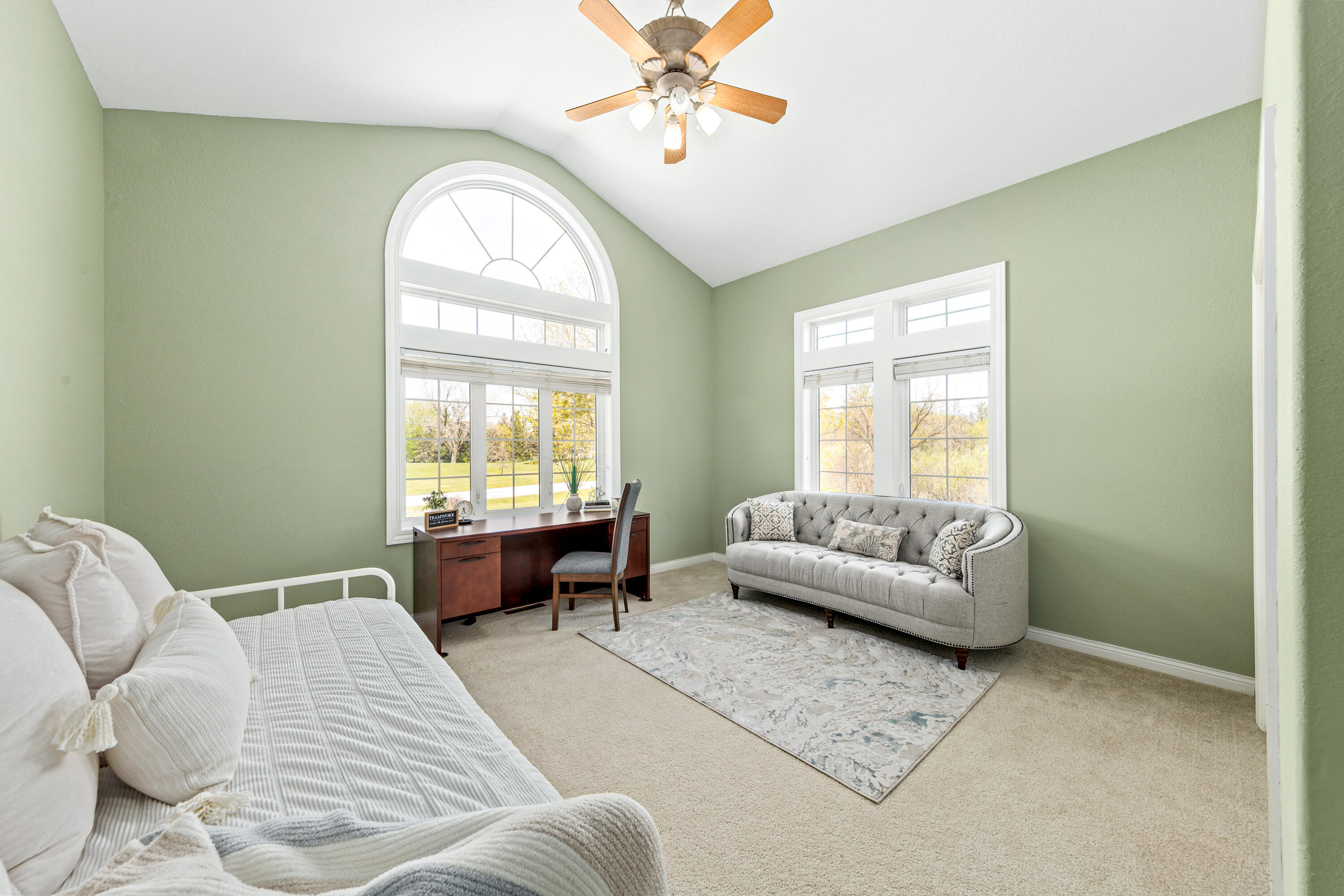 W251S5204 Poppy Fields Road Waukesha, WI 53189 - Photo 41 of 70 BEDROOM 4 / OFFICE