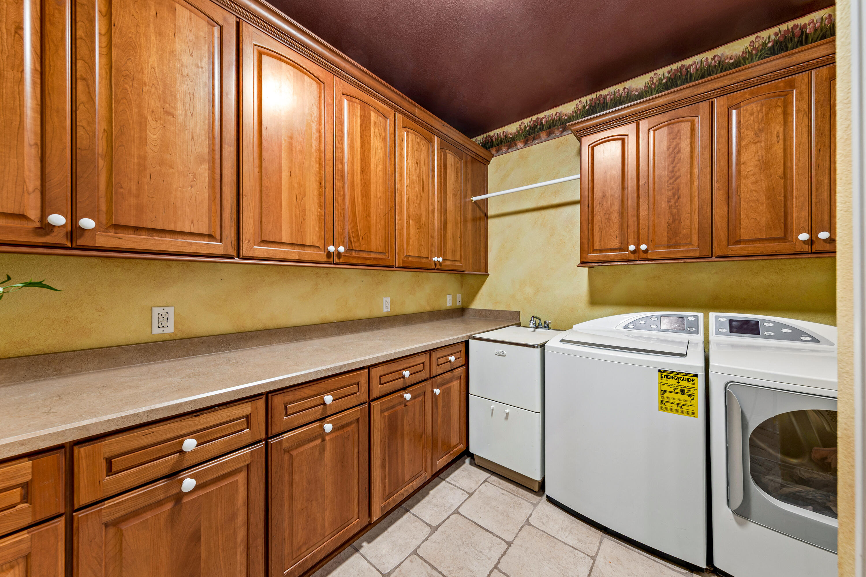 W251S5204 Poppy Fields Road Waukesha, WI 53189 - Photo 42 of 70 LAUNDRY ROOM