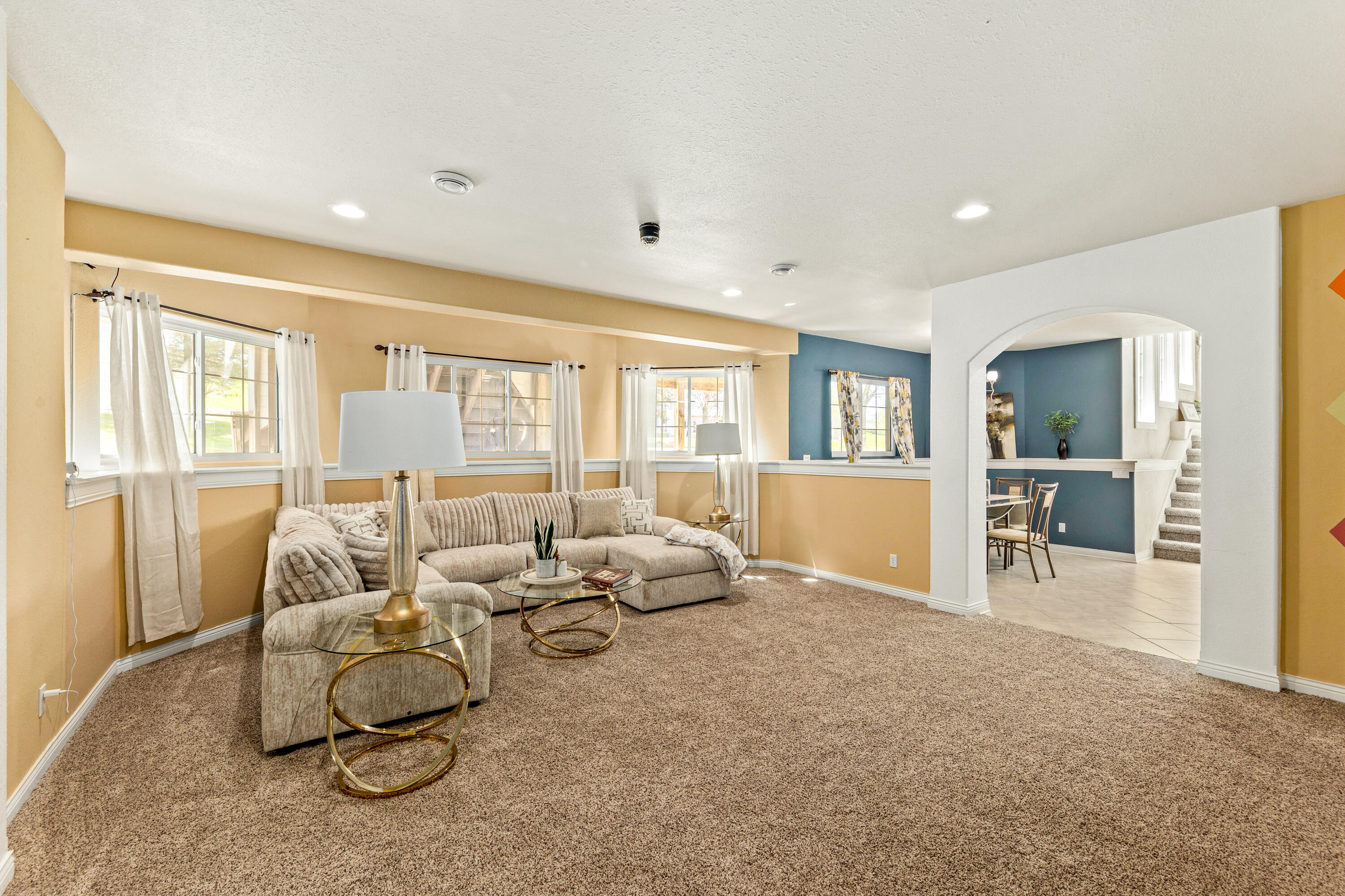 W251S5204 Poppy Fields Road Waukesha, WI 53189 - Photo 48 of 70 LL FAMILY ROOM