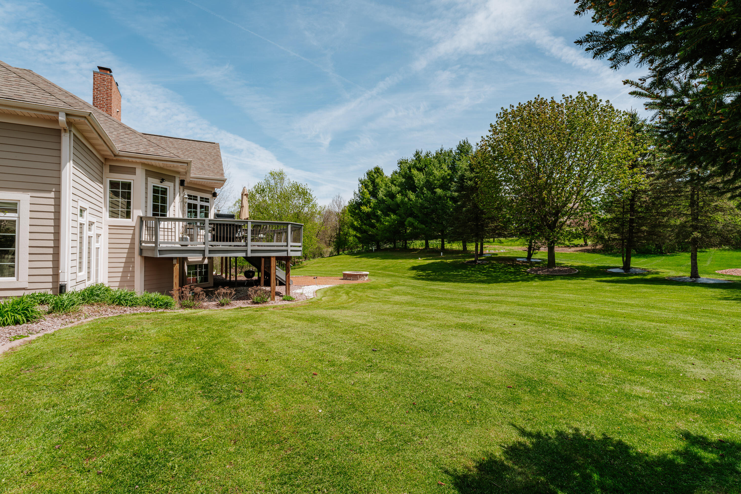 W251S5204 Poppy Fields Road Waukesha, WI 53189 - Photo 61 of 70 BACK YARD