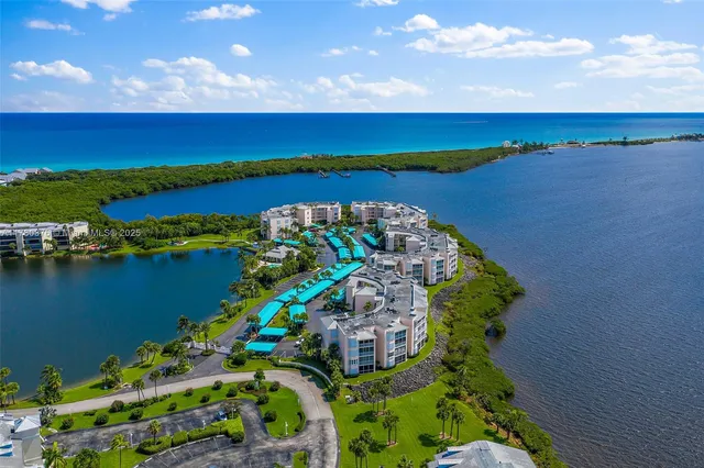 $4,000 | 5800 Northeast Island Cove Way, Unit 2207, Stuart, FL 34996