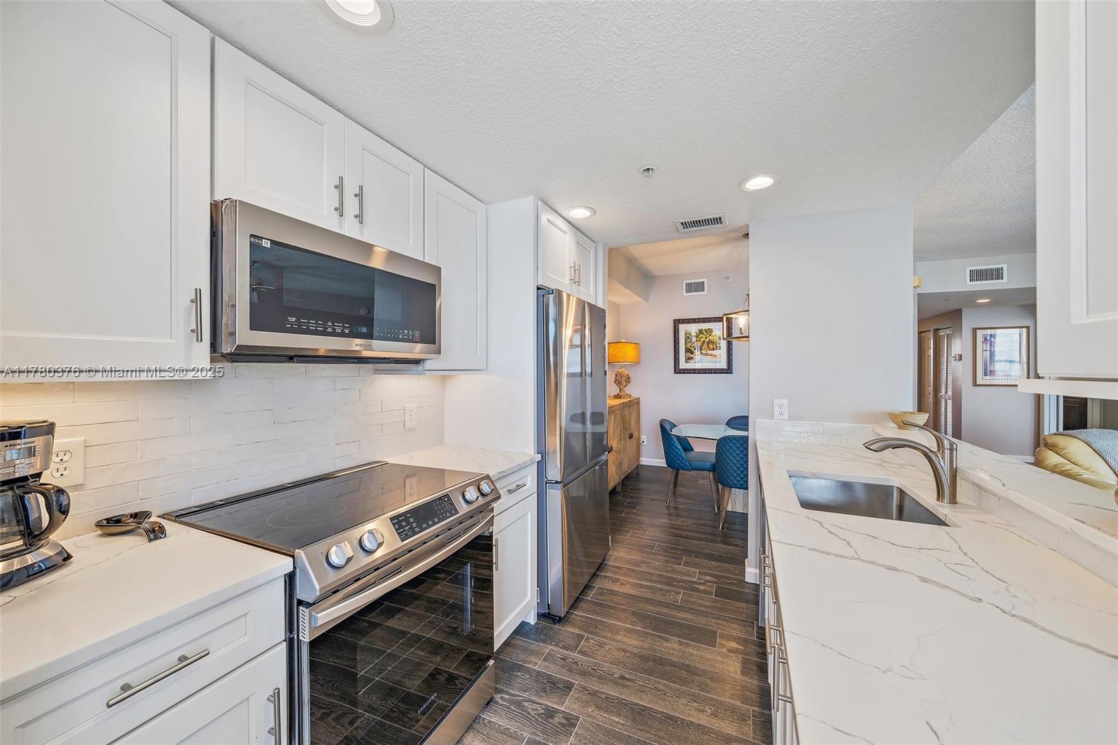 5800 Northeast Island Cove Way, Unit 2207 Stuart, FL 34996 - Photo 10 of 43