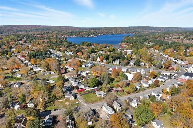 a picture of floor plan