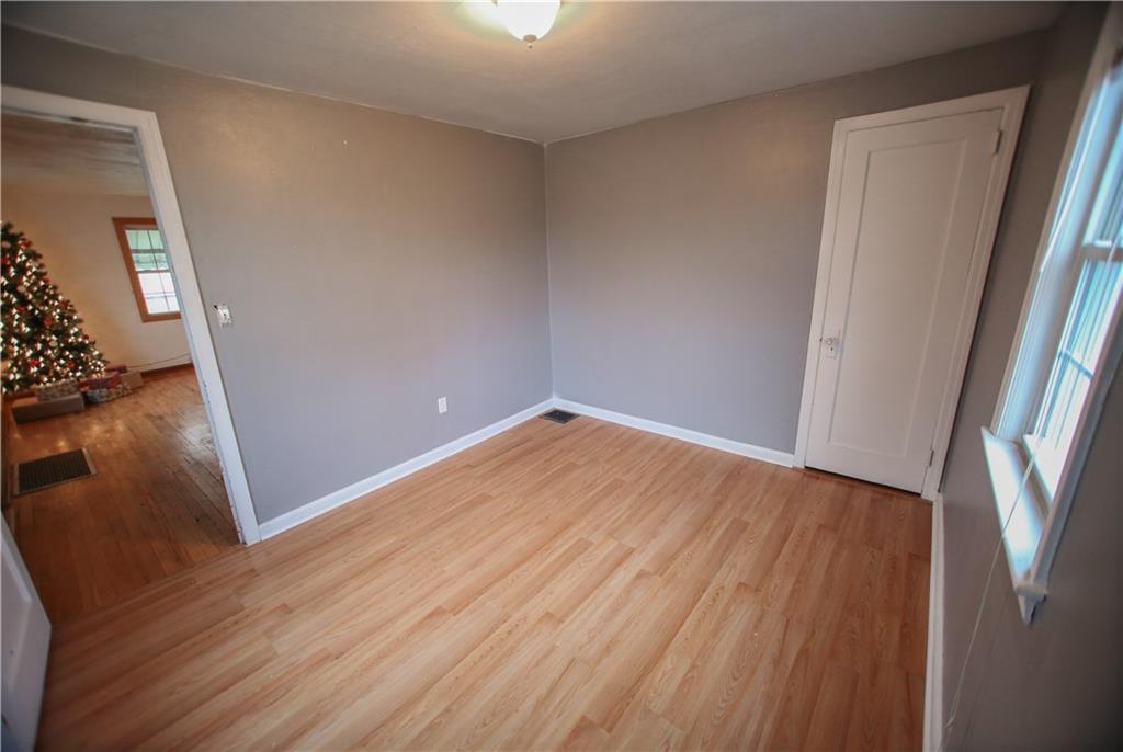 304 Evans City Road Butler, PA 16001 - Photo 16 of 24 Gallery Image 16