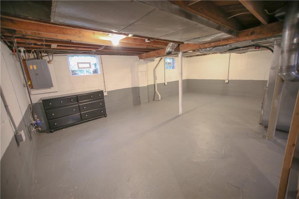 304 Evans City Road Butler, PA 16001 - Photo 23 of 24 Gallery Image 23