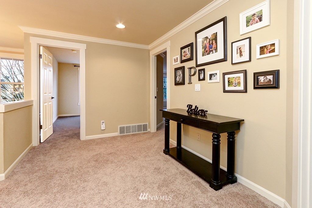 21015 33rd Drive Southeast Bothell, WA 98021 - Photo 14 of 24