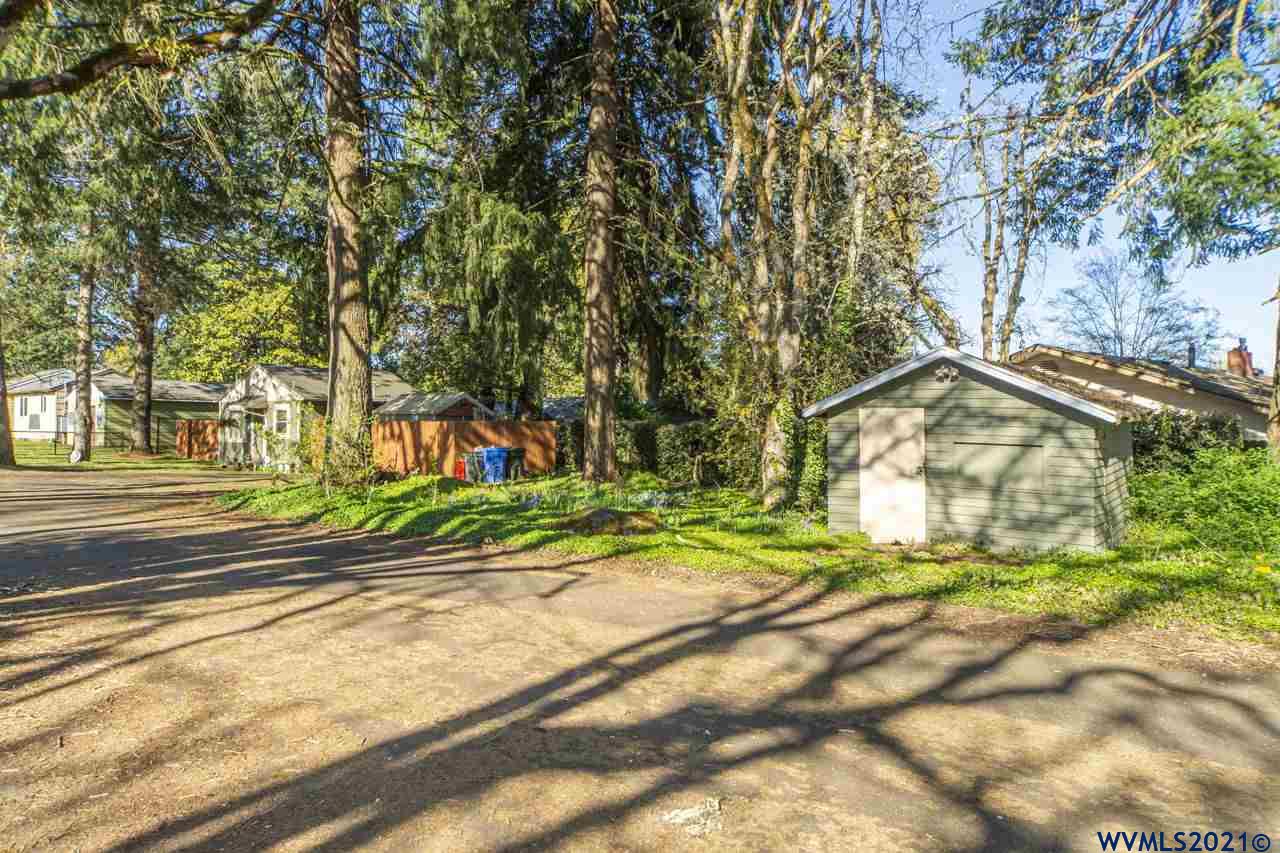 4252 Gardner Road Southeast Salem, OR 97302 - Photo 12 of 20 Gallery Image 12