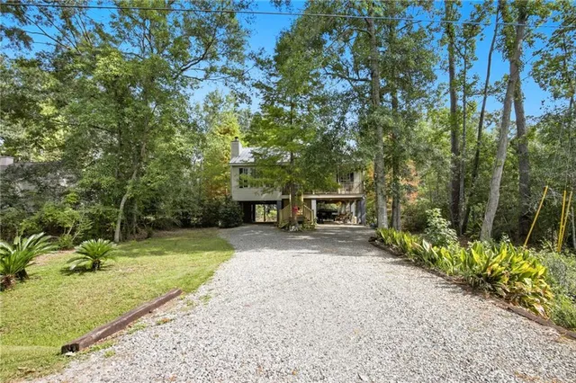 $315,000 | 614 East 3rd Avenue, Covington, LA 70433