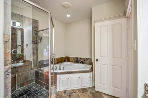 $435,000 | 905 West 23rd Street, Houston, TX 77008