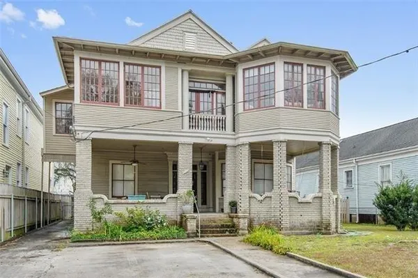 $1,650 | 717 Nashville Avenue, Unit 4, New Orleans, LA 70115