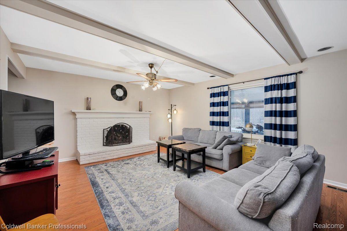 611 Timberline Drive Rochester, MI 48309 - Photo 8 of 43 Gallery Image 8