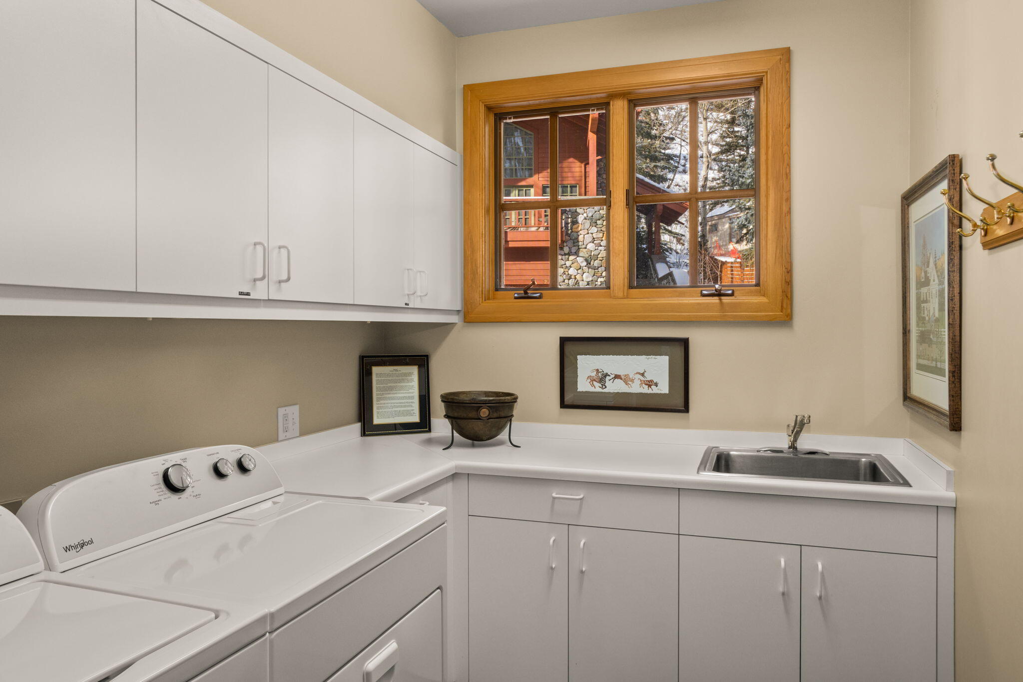 3120 Warm Springs Road, Unit B Ketchum, ID 83340 - Photo 27 of 36 Laundry room