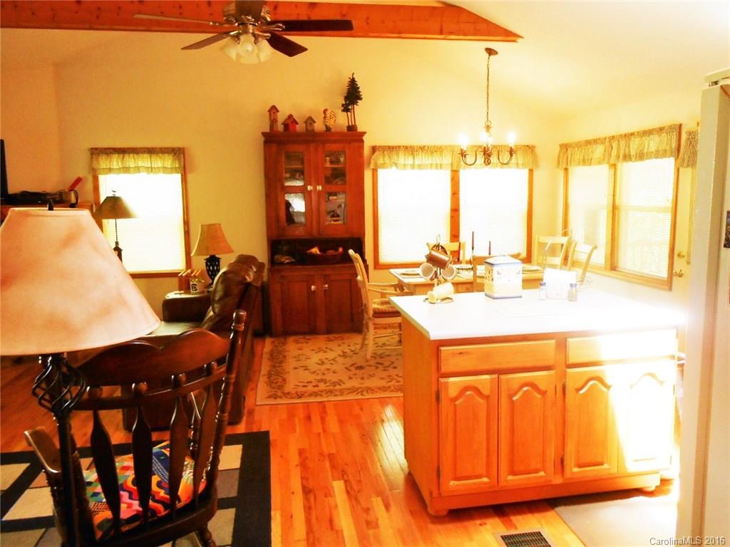 161 Smokey Ridge Loop, Unit 202 Waynesville, NC 28786 - Photo 15 of 21