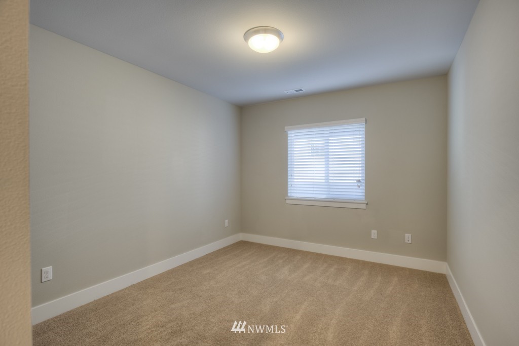 20513 Richmond Road, Unit 11 Bothell, WA 98012 - Photo 11 of 15