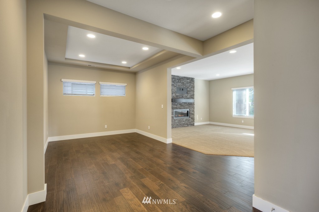 20513 Richmond Road, Unit 11 Bothell, WA 98012 - Photo 4 of 15