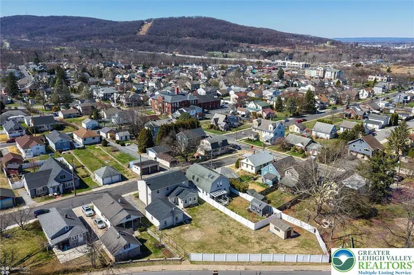 $449,900 | 1437 Keilman Avenue, Hellertown, PA 18055