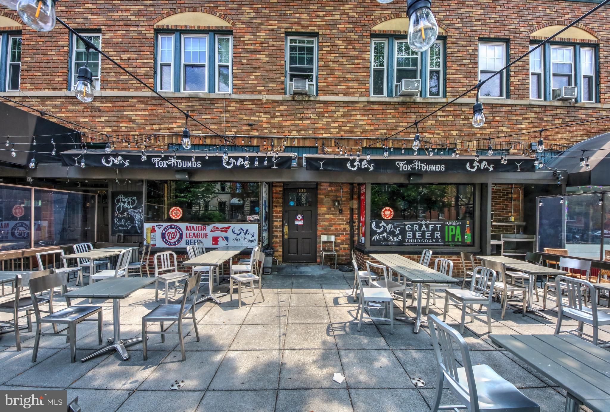 1526 17th Street Northwest, Unit 207 Washington, DC 20036 - Photo 29 of 49 a view of a cafe with sitting area