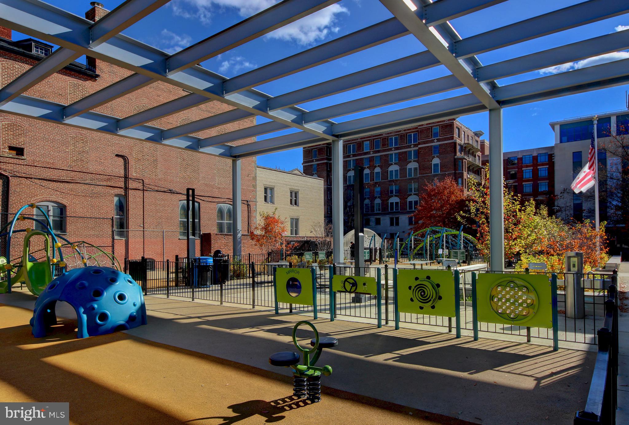 1526 17th Street Northwest, Unit 207 Washington, DC 20036 - Photo 32 of 49 a view of a room with gym equipment