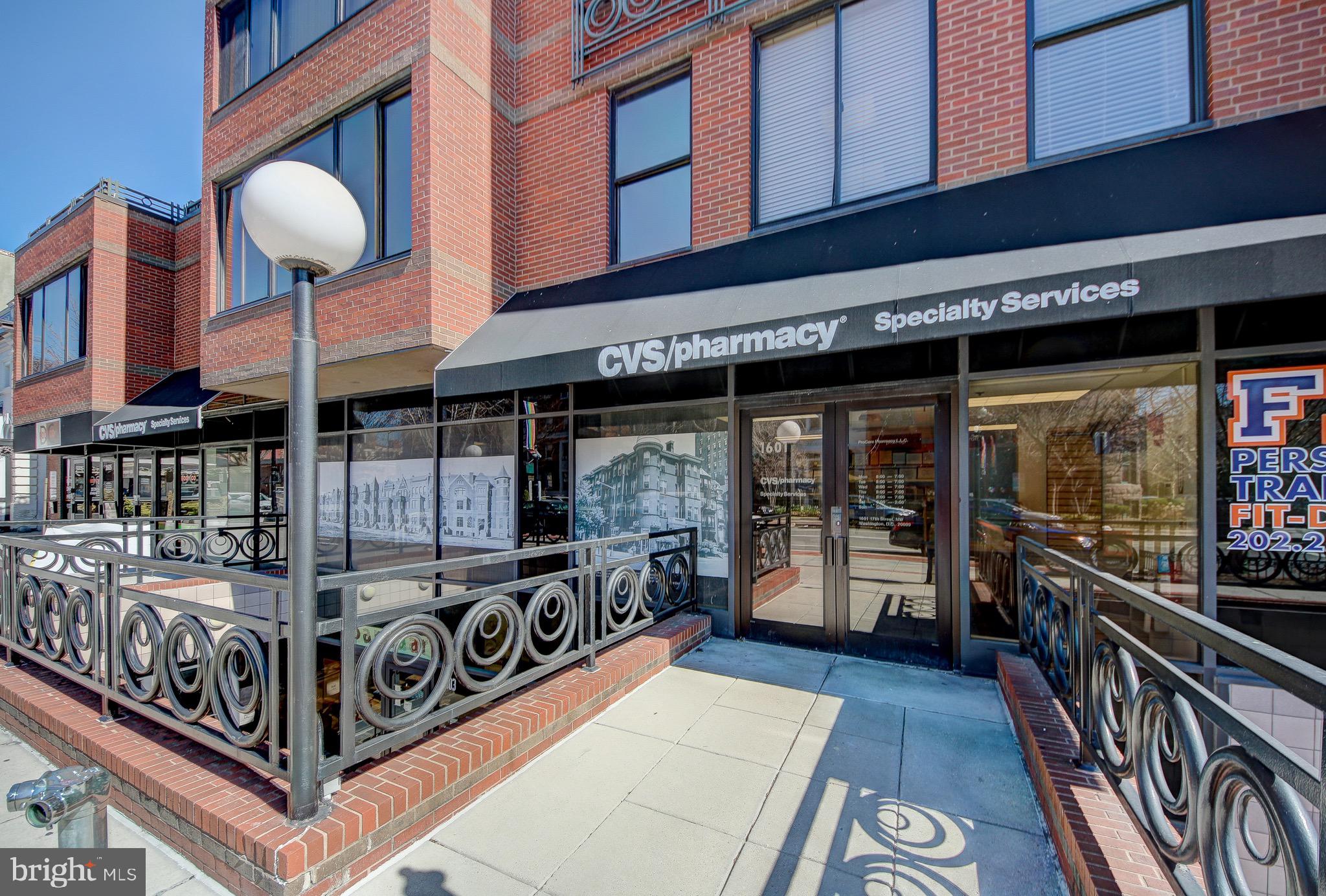 1526 17th Street Northwest, Unit 207 Washington, DC 20036 - Photo 40 of 49 a view of a cafe with sitting area