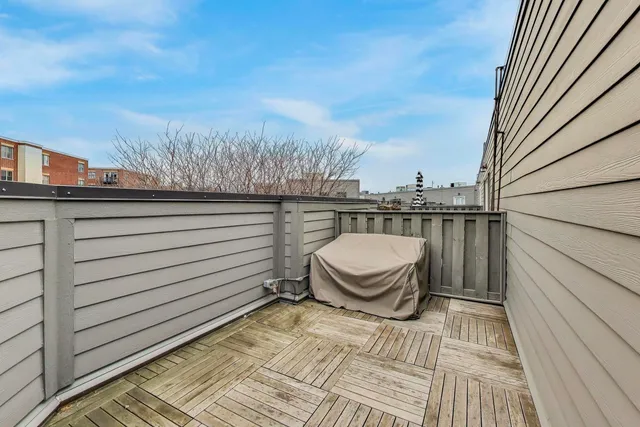 $565,000 | 2300 West Bloomingdale Avenue, Unit C, Chicago, IL 60647