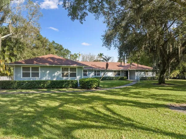 $849,000 | 4790 16th Street, Vero Beach, FL 32966